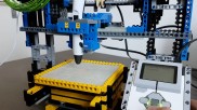 国外牛人竟用3000多块乐高积木攒出一台3D打印机，还能正常工作